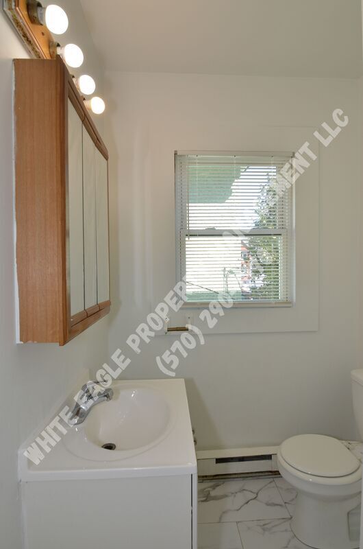 Building Photo - 740 Harrison Ave