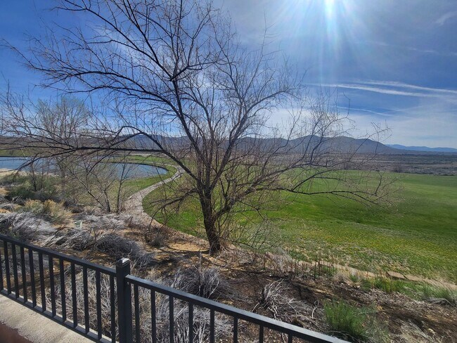 Building Photo - 3513 Long Dr