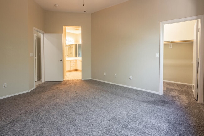 Building Photo - 22 Alyson Pond Cir
