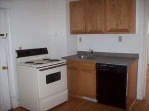 Building Photo - 527 N Linn St