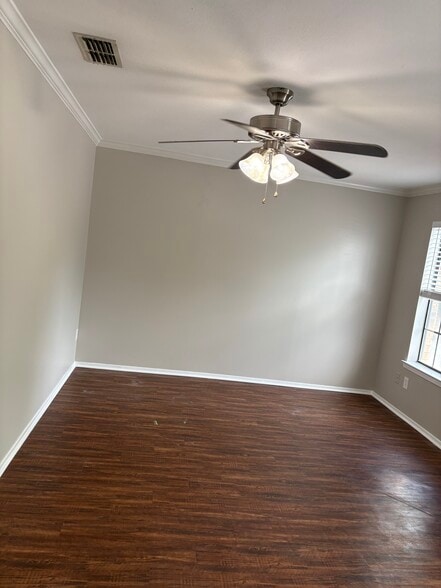 Building Photo - 400 W South Town Dr