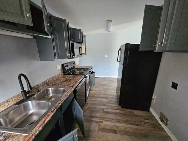 Building Photo - Duplex in Jacksonville