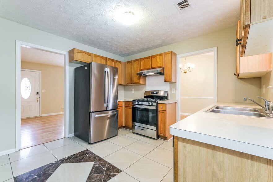 Building Photo - 1280 Kilgore Rd
