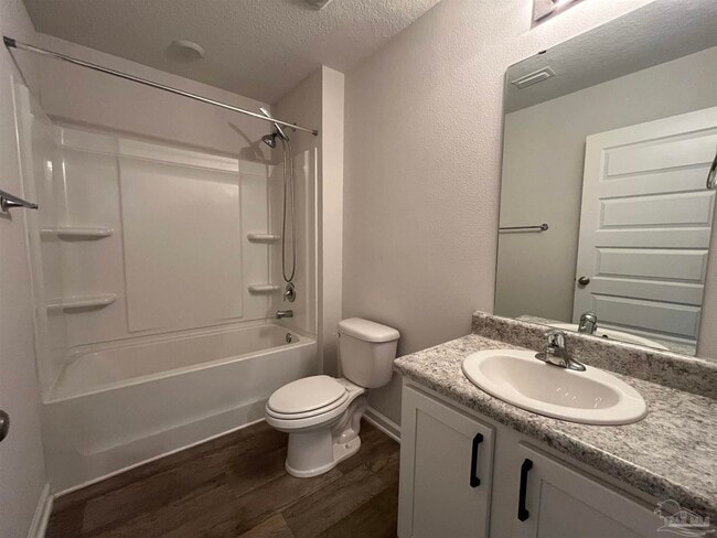 Building Photo - 5789 Guinevere Ln