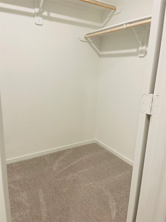 Building Photo - 12526 Mountain Daisy Rd