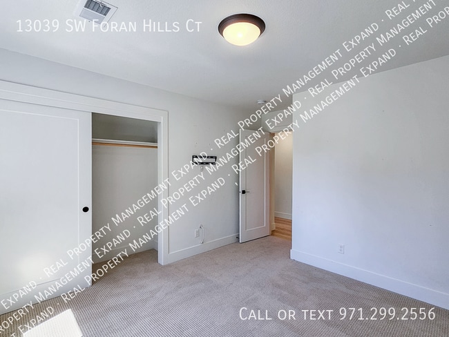 Building Photo - 13039 SW Foran Hills Ct