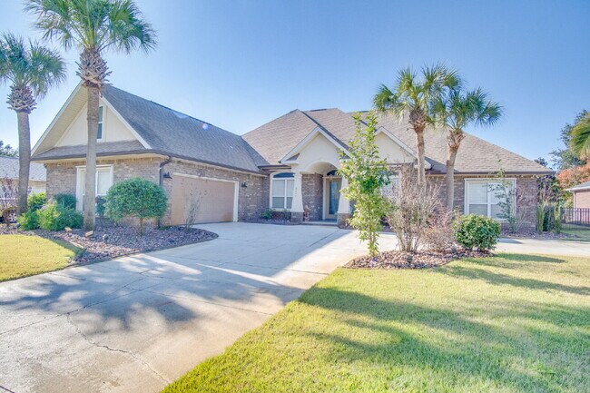 Building Photo - Hidden Creek Golf Course Home with Pool, Fenced Yard, and Bonus Room!