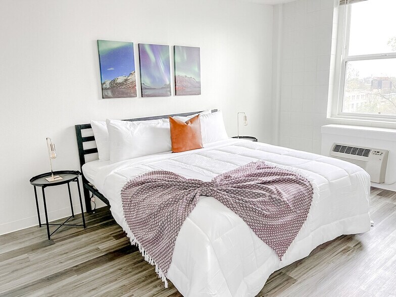 Building Photo - 2515 Burnet Ave