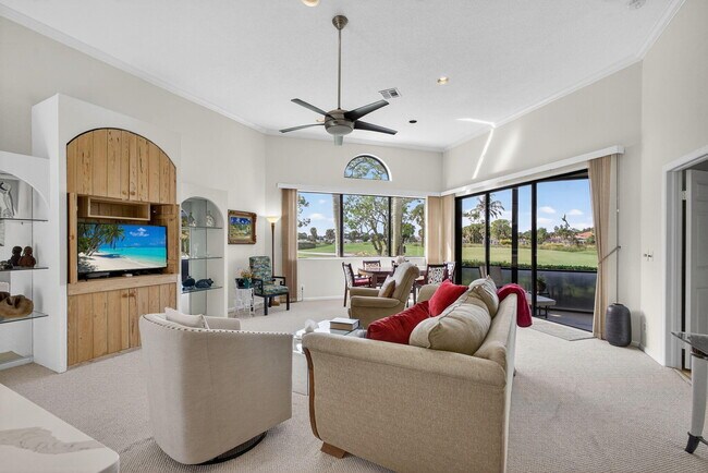 Building Photo - 773 Windermere Way