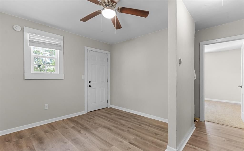 Building Photo - 2164 Monroe Ave