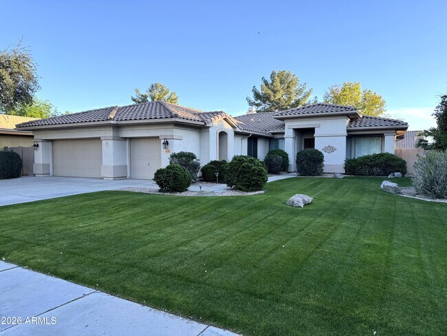 Building Photo - 1741 W Bartlett Way