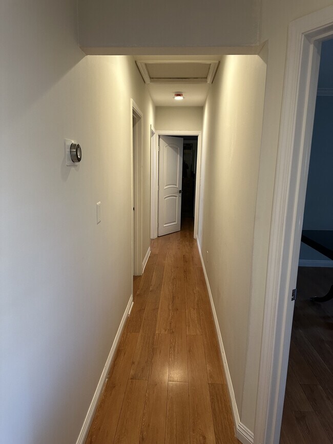 Building Photo - 508 N Verdugo Rd