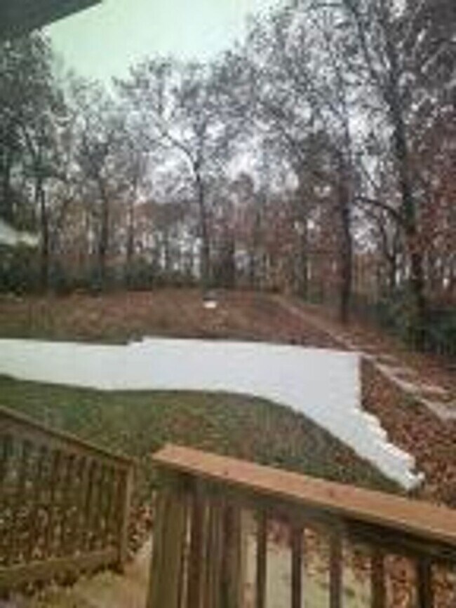 Building Photo - Sophisticated Tri-Level Home in Stuart Heights — Modern Comfort & Timeless Charming 4 bedroom 3 b...