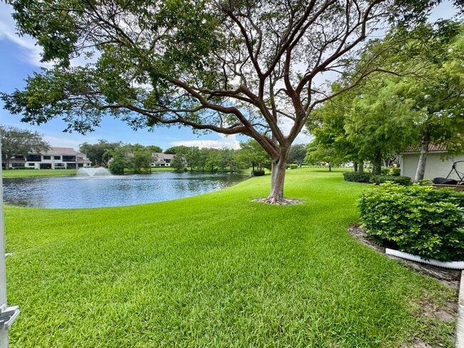 Building Photo - 2636 Mango Creek Ln