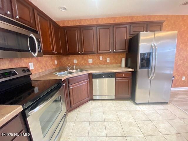 Building Photo - 2107 Cass Lake Dr