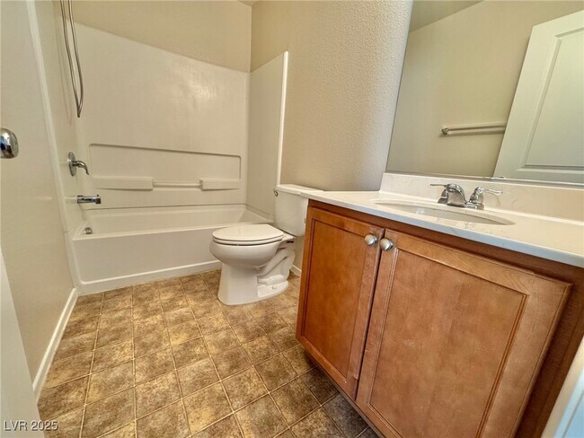 Building Photo - 9413 Sweetwood Ave