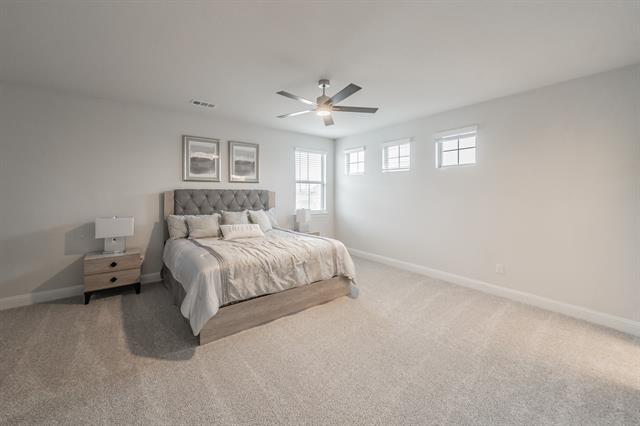 Building Photo - 9713 Thorncrown Ln