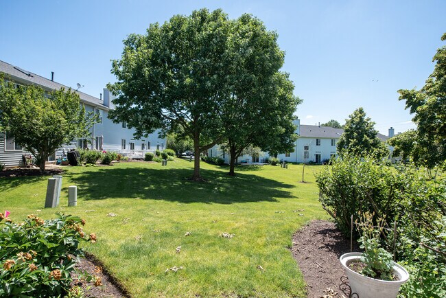 Building Photo - 1216 Arapaho Ct