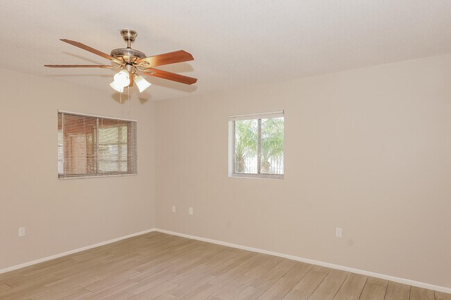 Building Photo - 3970 Oakland St