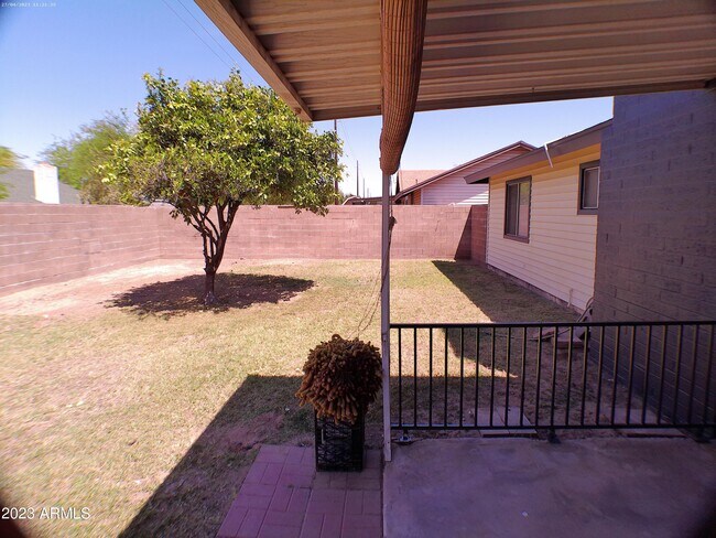 Building Photo - 5226 N 71st Ave