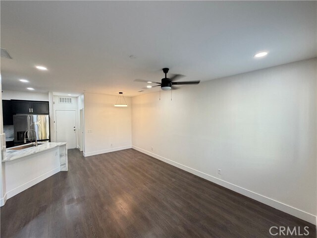 Building Photo - 9494 Jack Rabbit Dr