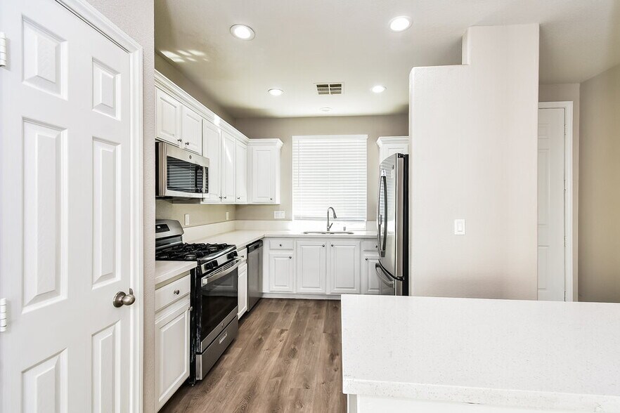 Building Photo - 6184 Winston Falls Ave