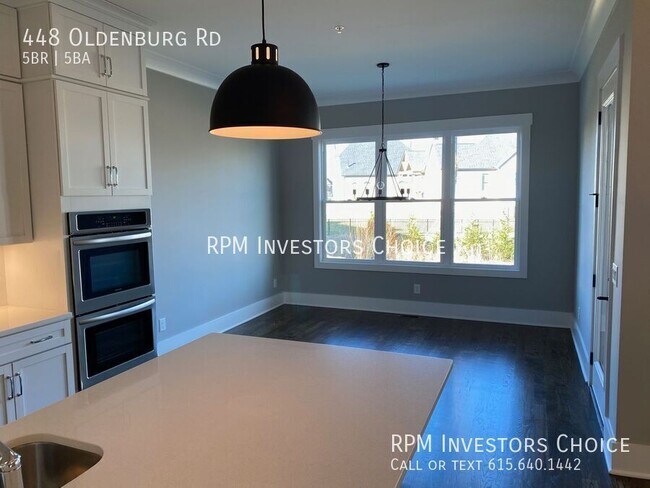 Building Photo - 448 Oldenburg Rd