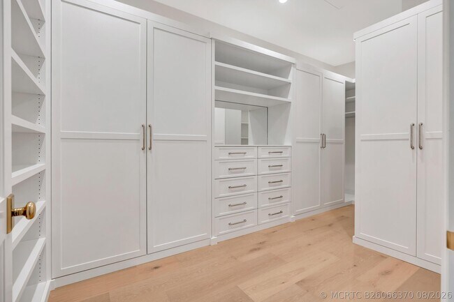 Building Photo - 185 Birkdale Ln