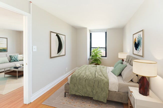 Building Photo - 4100 N. Marine Dr.