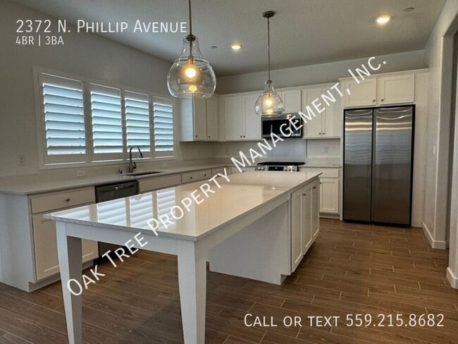 Building Photo - 2372 N Phillip Ave