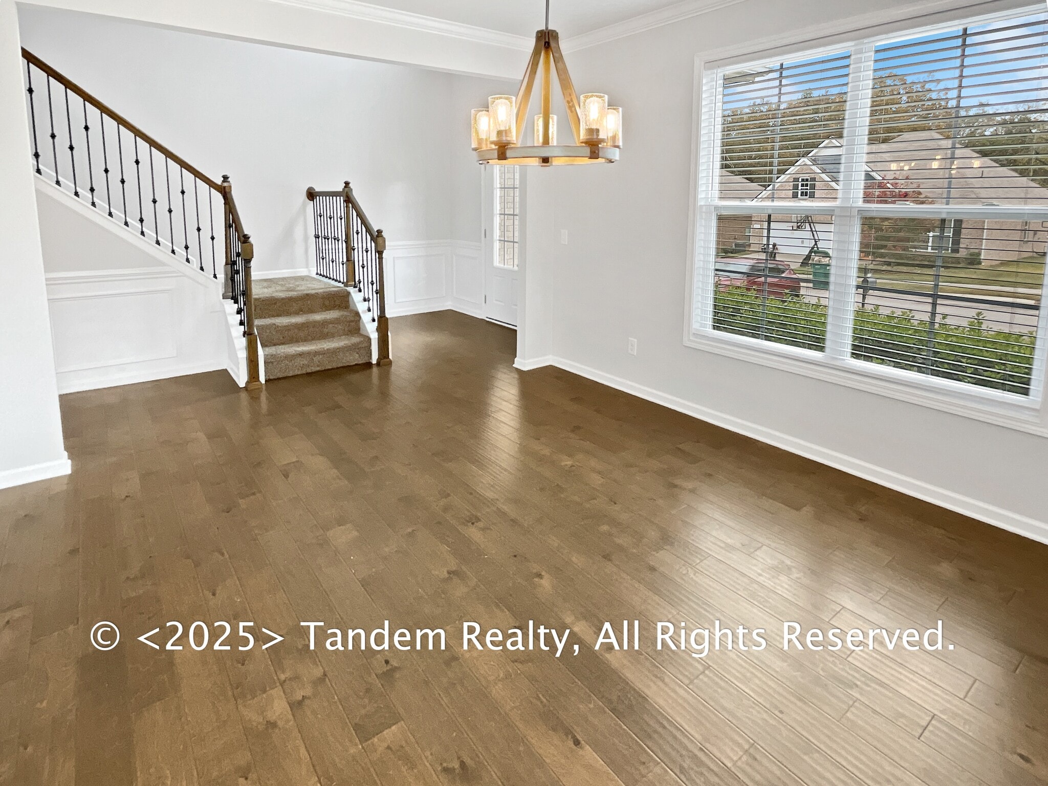 Building Photo - 8020 Forest Hills Dr