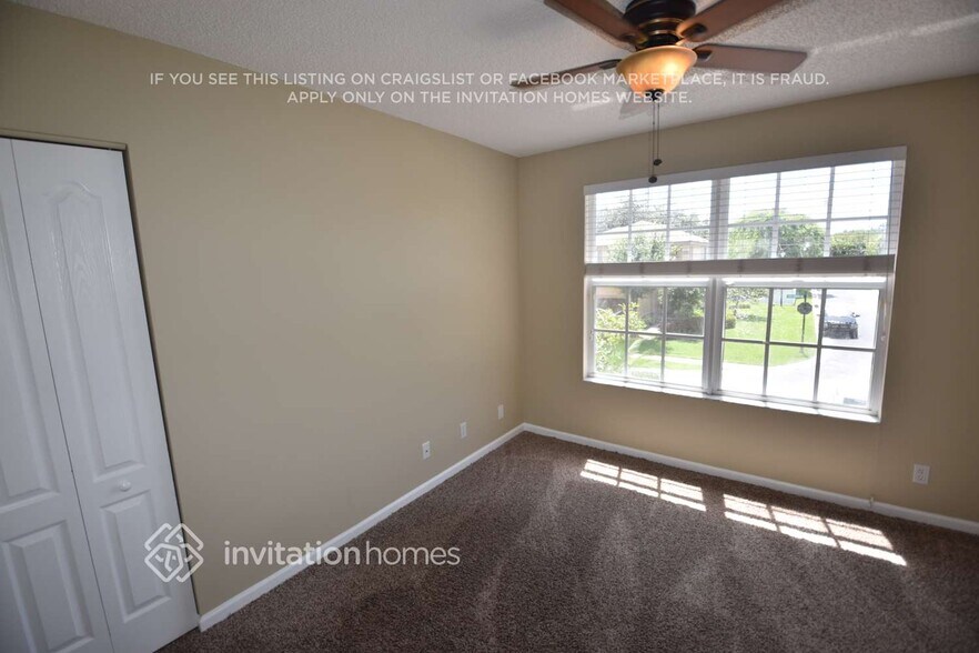 Building Photo - 10415 Little Mustang Way