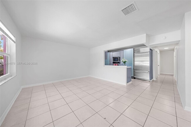 Building Photo - 543 SW 61st Terrace