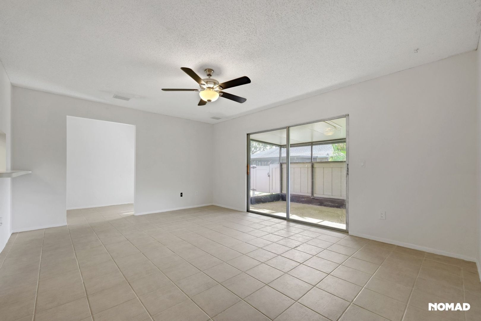 Building Photo - 4067 NW Cinnamon Tree Cir