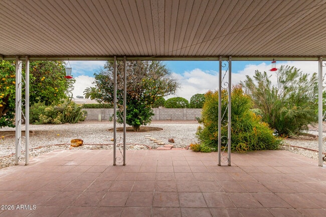 Building Photo - 10431 W Tumblewood Dr