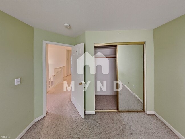 Building Photo - 3 br, 2.5 bath Townhome - 3597 Dayton Common