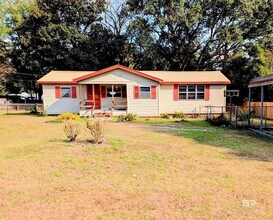 Building Photo - 30900 Driftwood Ln