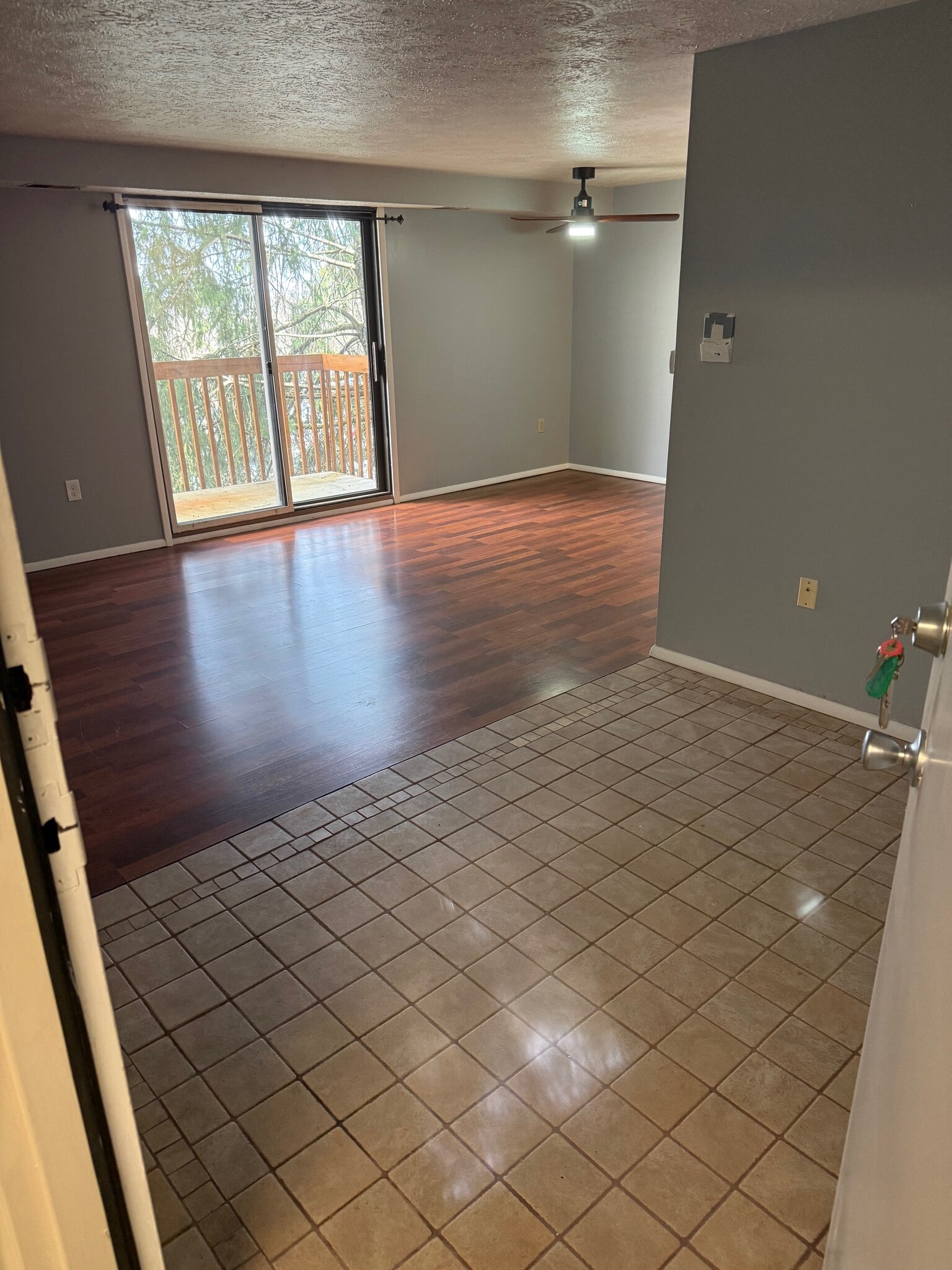 Building Photo - 27512 Evergreen Run