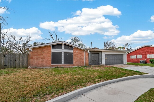 Building Photo - 5503 Jason St