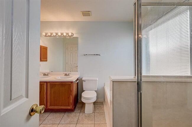 Building Photo - 17338 Turquoise Stream Dr