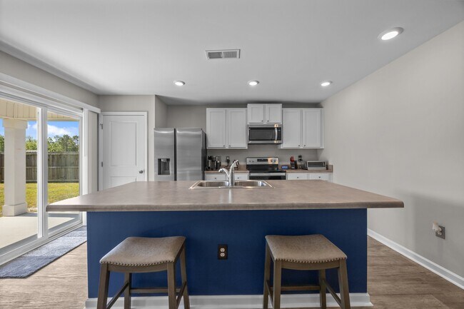 Building Photo - 186 Everett Yopp Dr