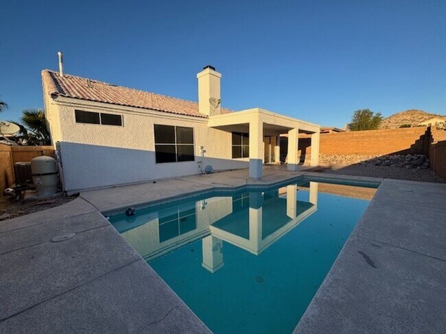 Building Photo - Pool Home with 3Bedrooms +Bonus Room Bullhead Parkway-Desert Foothills Estates- Can Be "Furnished...