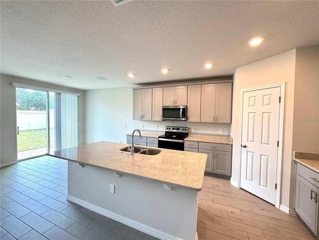 Building Photo - 3024 Cassidy Ln