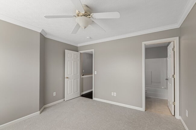 Building Photo - 650 Flintlock Ct