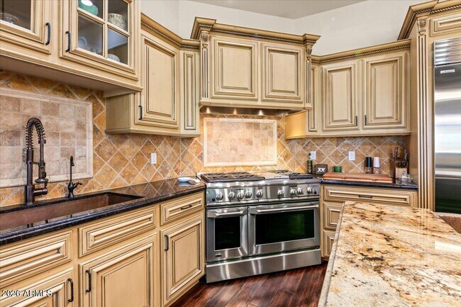 Building Photo - 14317 E Lowden Ct