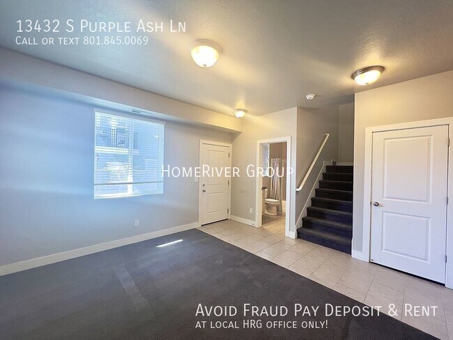 Building Photo - Beautiful Town Home For Rent!!