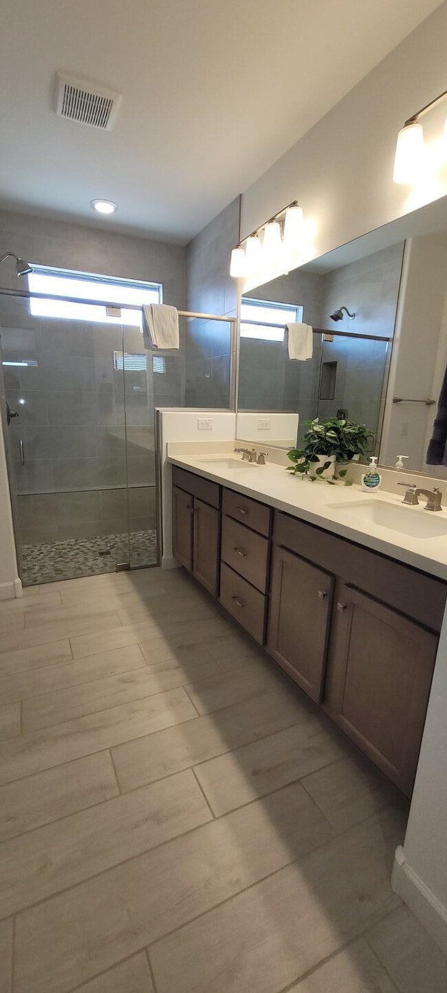 Building Photo - 4331 Greenhorn Wy