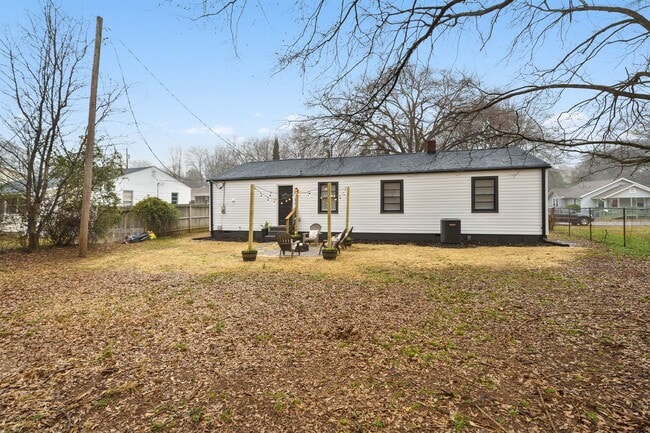 Building Photo - Downtown Greenville Market- Fully Renovate...
