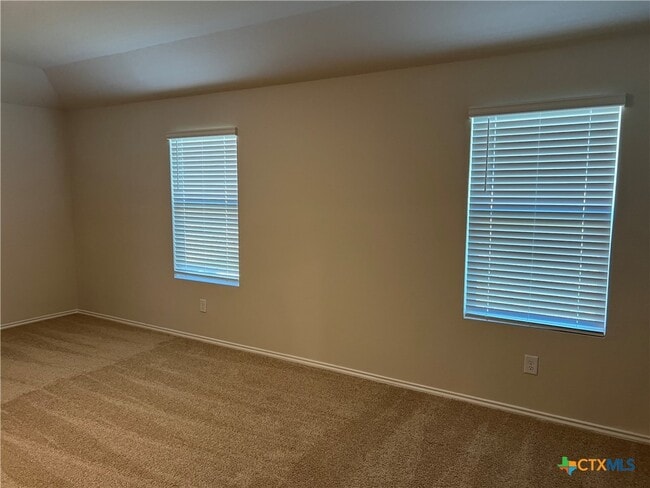 Building Photo - 937 Armadillo Dr