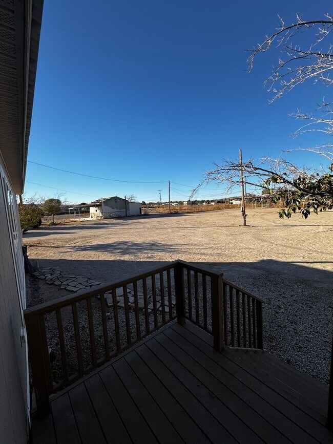 Building Photo - Spacious Four Bedroom Home - Pet Friendly and Horses Allowed!